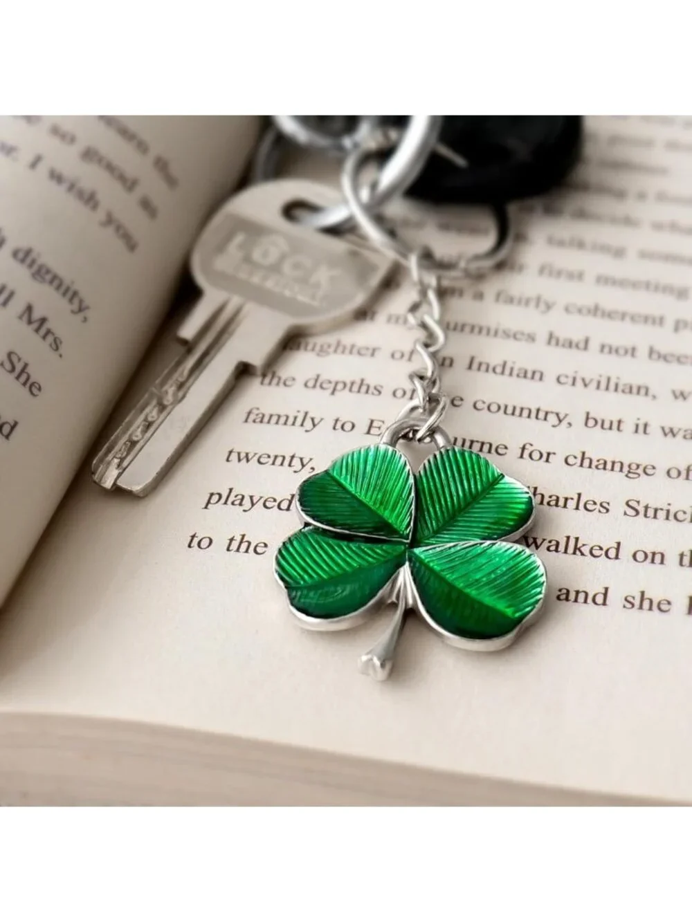 Vintage Four Leaf Clover Keychain | Shamrock Good Luck Charm | St. Patrick's Day